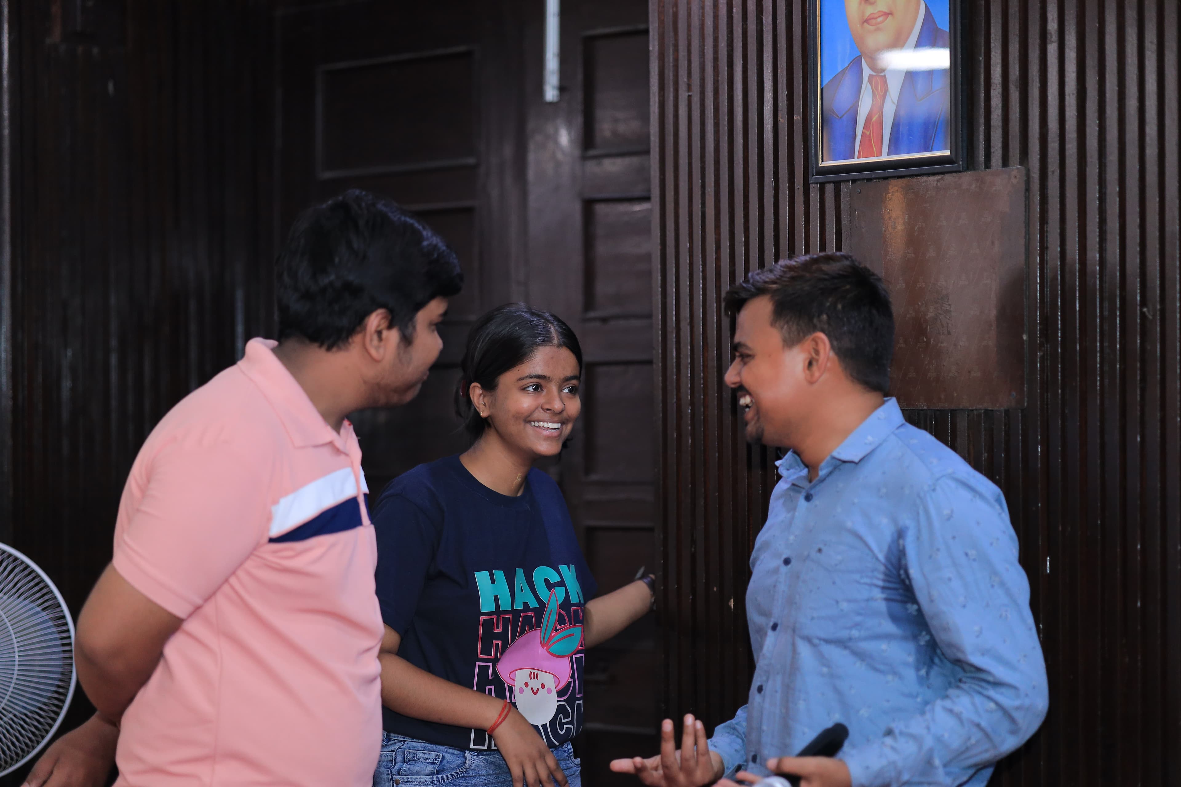 Bhawna speaking with attendees including Fileverse founder Vijay at the first SheBuilds event